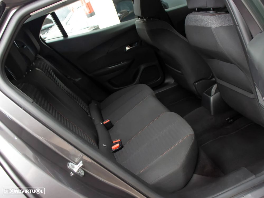 Peugeot 2008 1.2 PureTech Active - 10