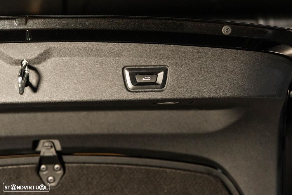 BMW i4 eDrive40 - 52