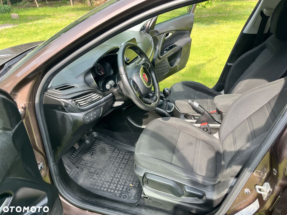 Fiat Tipo 1.4 T-Jet 16v Lounge - 4