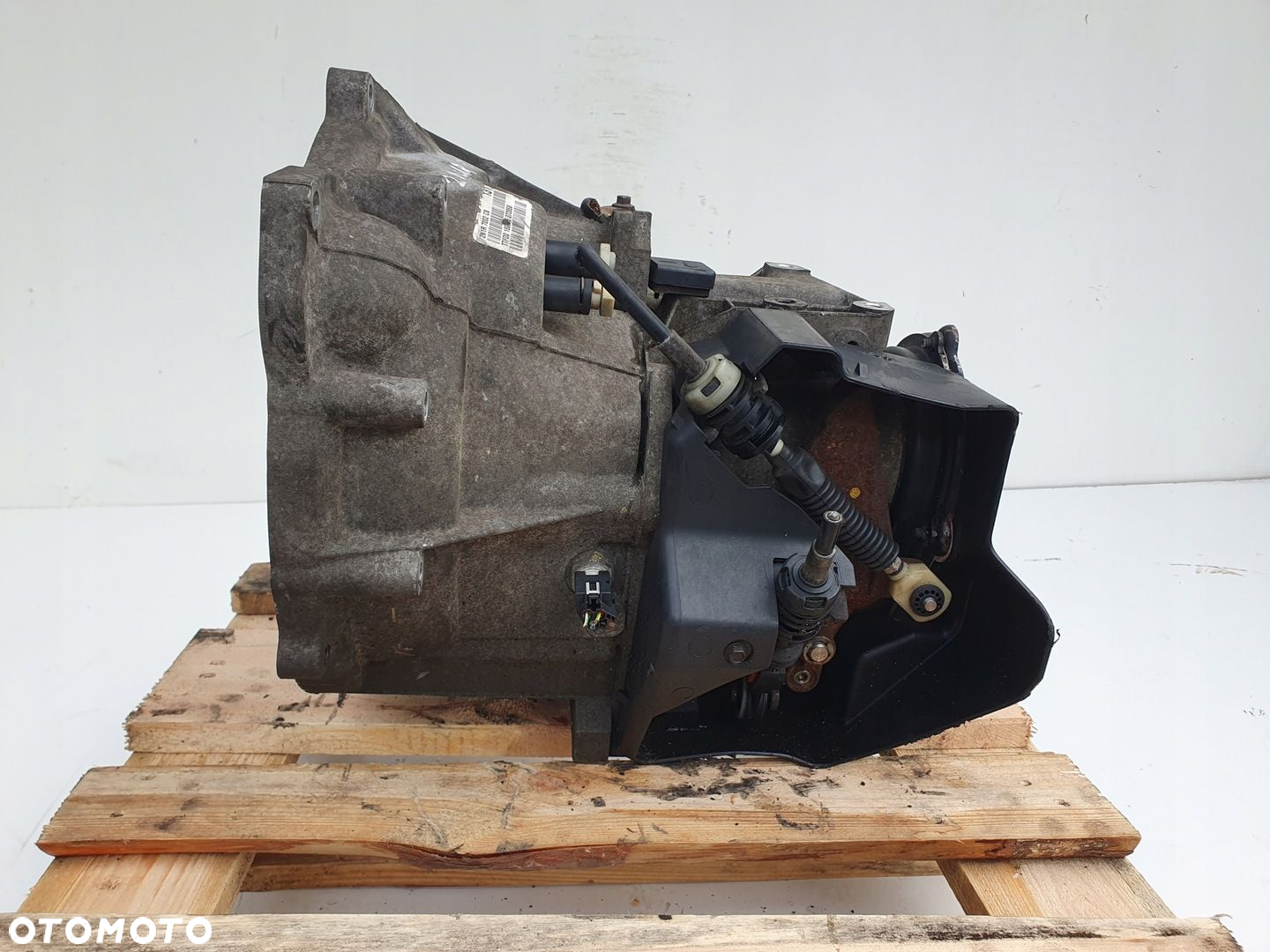 Ford Fiesta MK6 1.4 16V SKRZYNIA BIEGÓW manualna 2N1R-7002-CB - 4