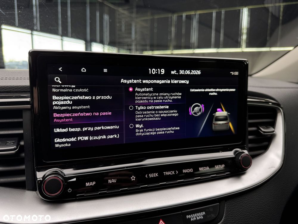 Kia Ceed 1.6 GDI PHEV L Business Line DCT - 35