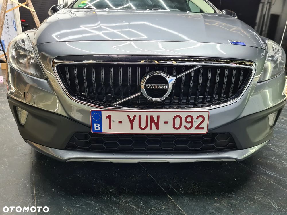 Volvo V40 Cross Country D2 Momentum - 6