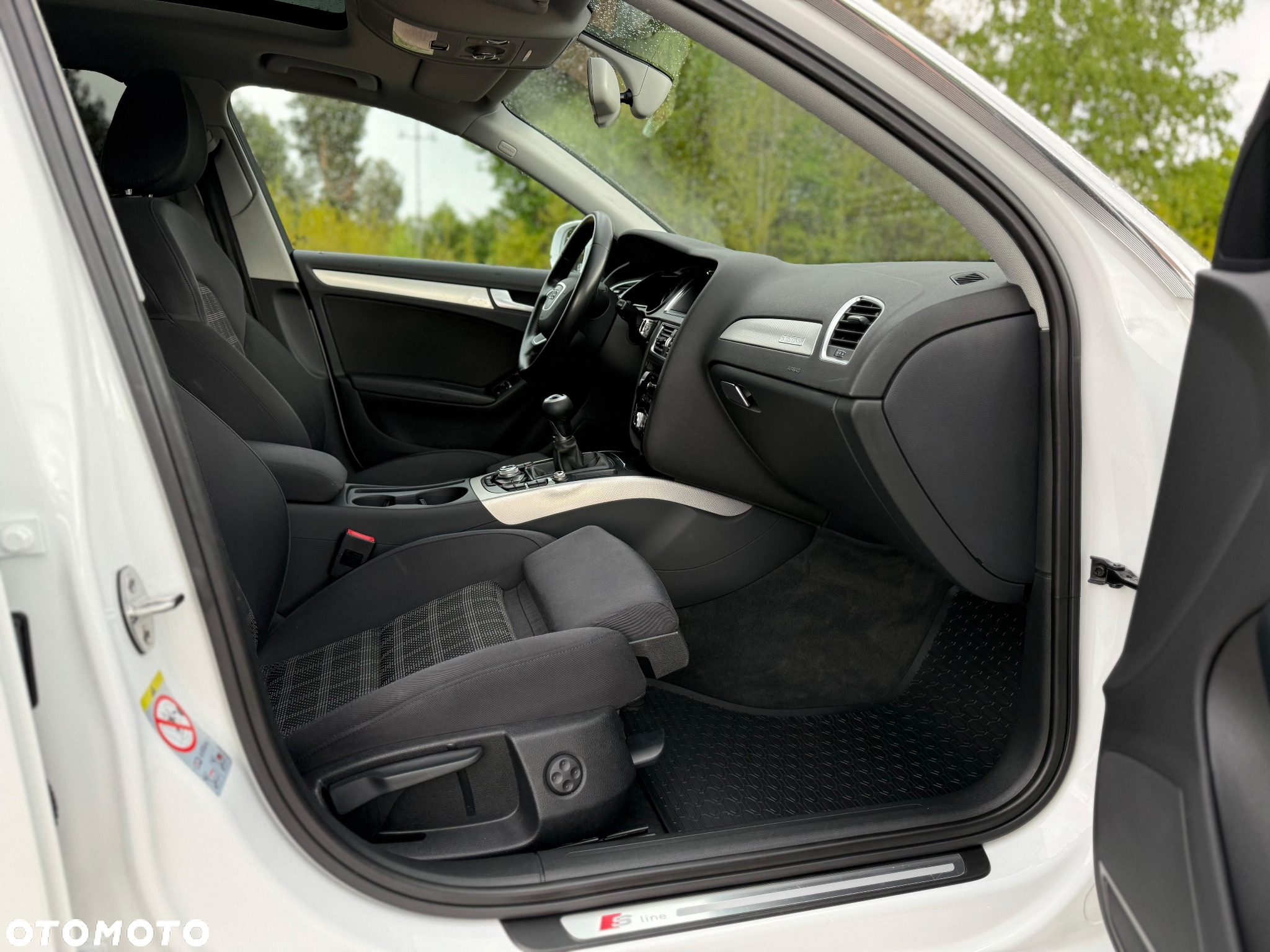 Audi A4 Avant 2.0 TDI DPF quattro S line Sportpaket - 12
