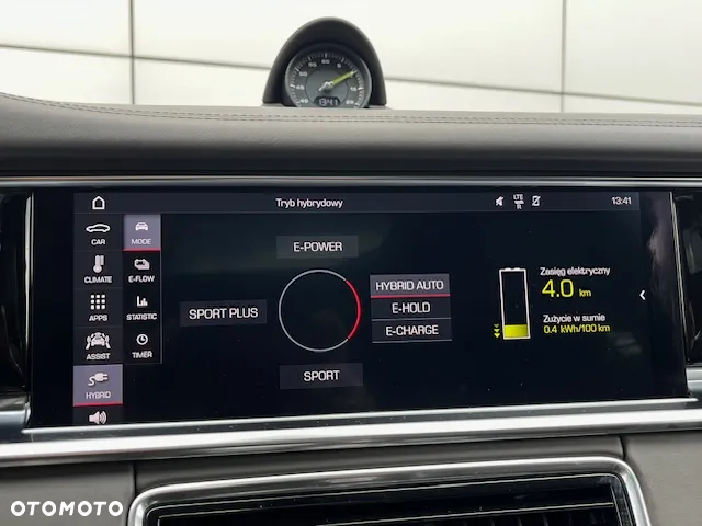 Porsche Panamera 4 e-Hybrid Sport Turismo 10 Years Edition - 31