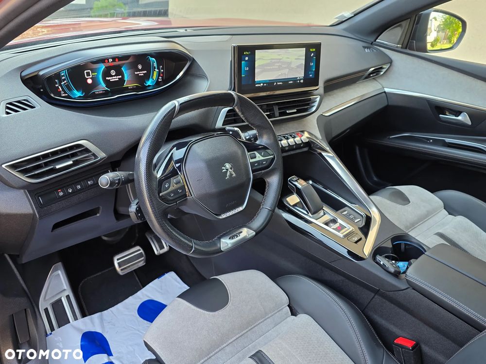 Peugeot 3008 1.6 PureTech HYbrid4 GT S&S EAT8 - 26