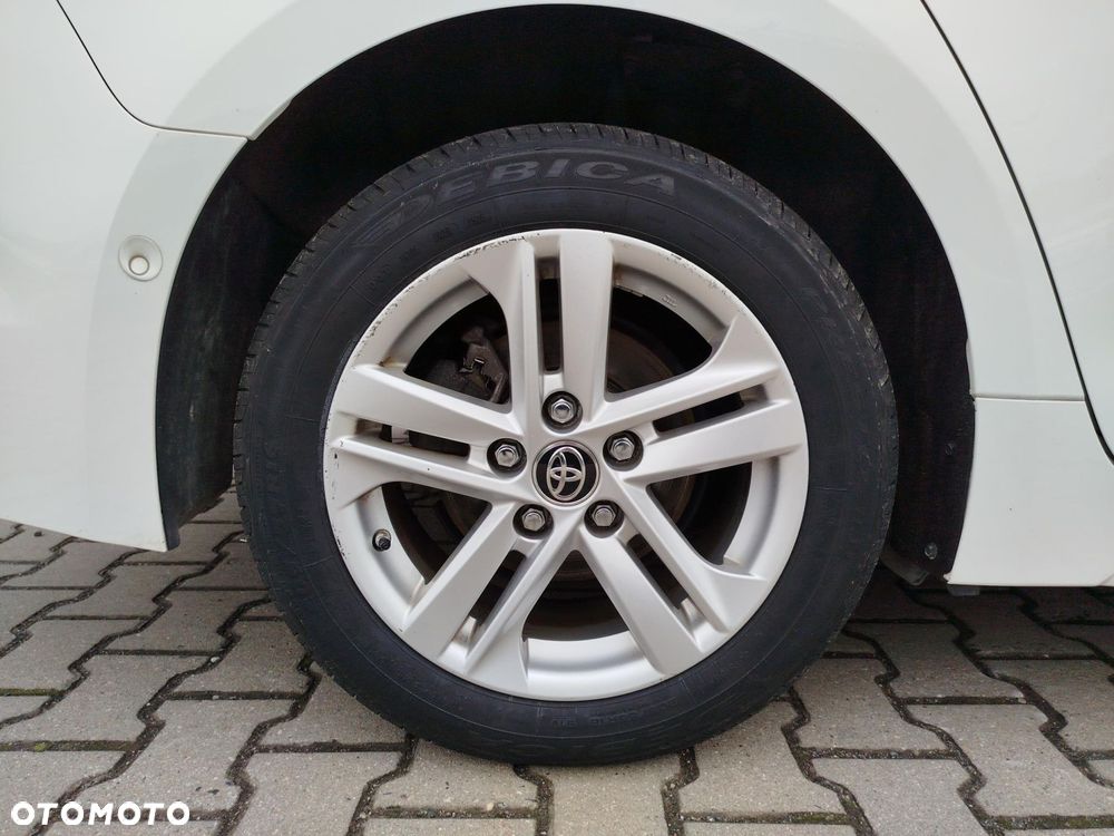 Toyota Corolla - 17