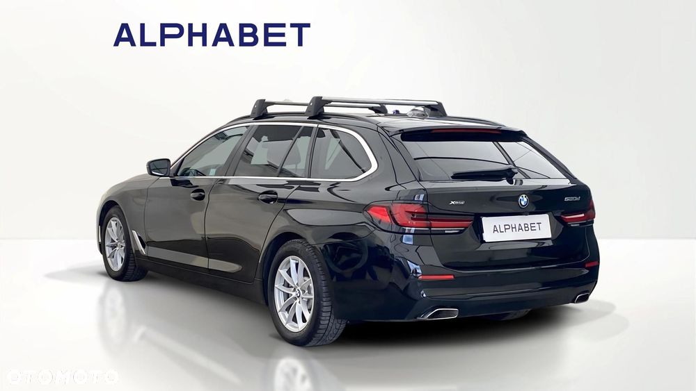 BMW Seria 5 520d xDrive - 3