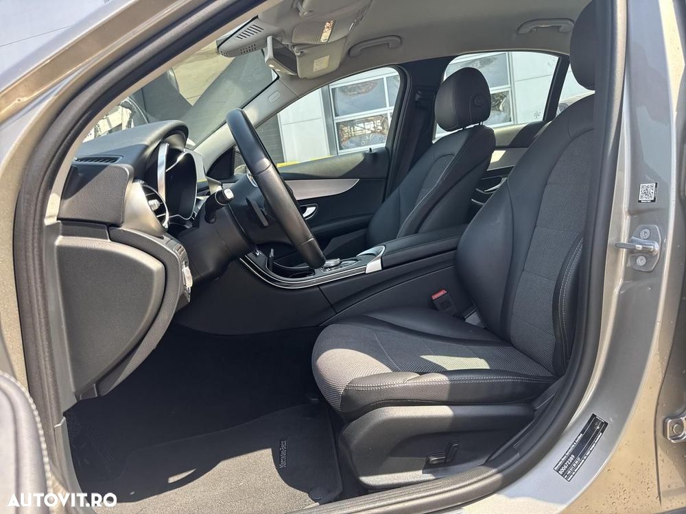 Mercedes-Benz C - 15