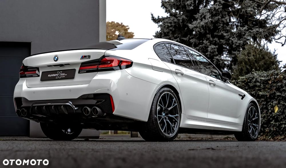 BMW M5 Competition - 3