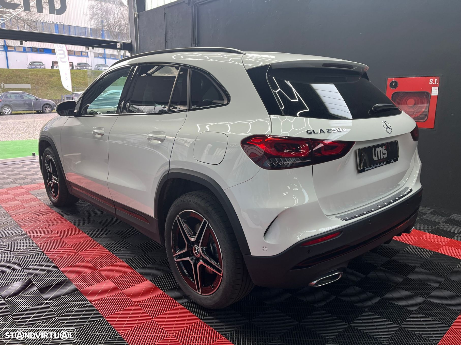Mercedes-Benz GLA 250 - 6