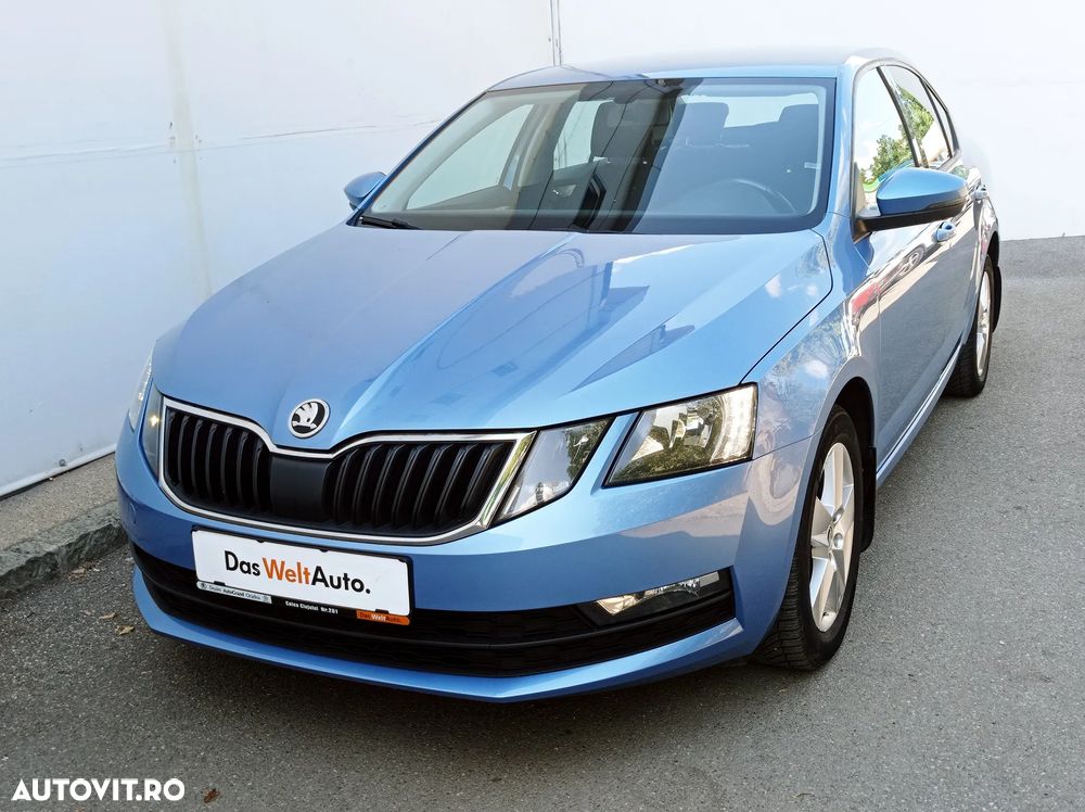 Skoda Octavia 1.6 TDI DSG Ambition - 4