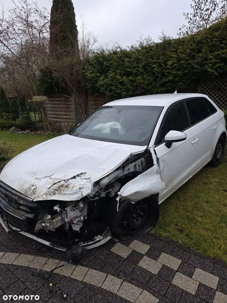 Audi A3 Sportback 1.6 TDI clean diesel Ambition - 9