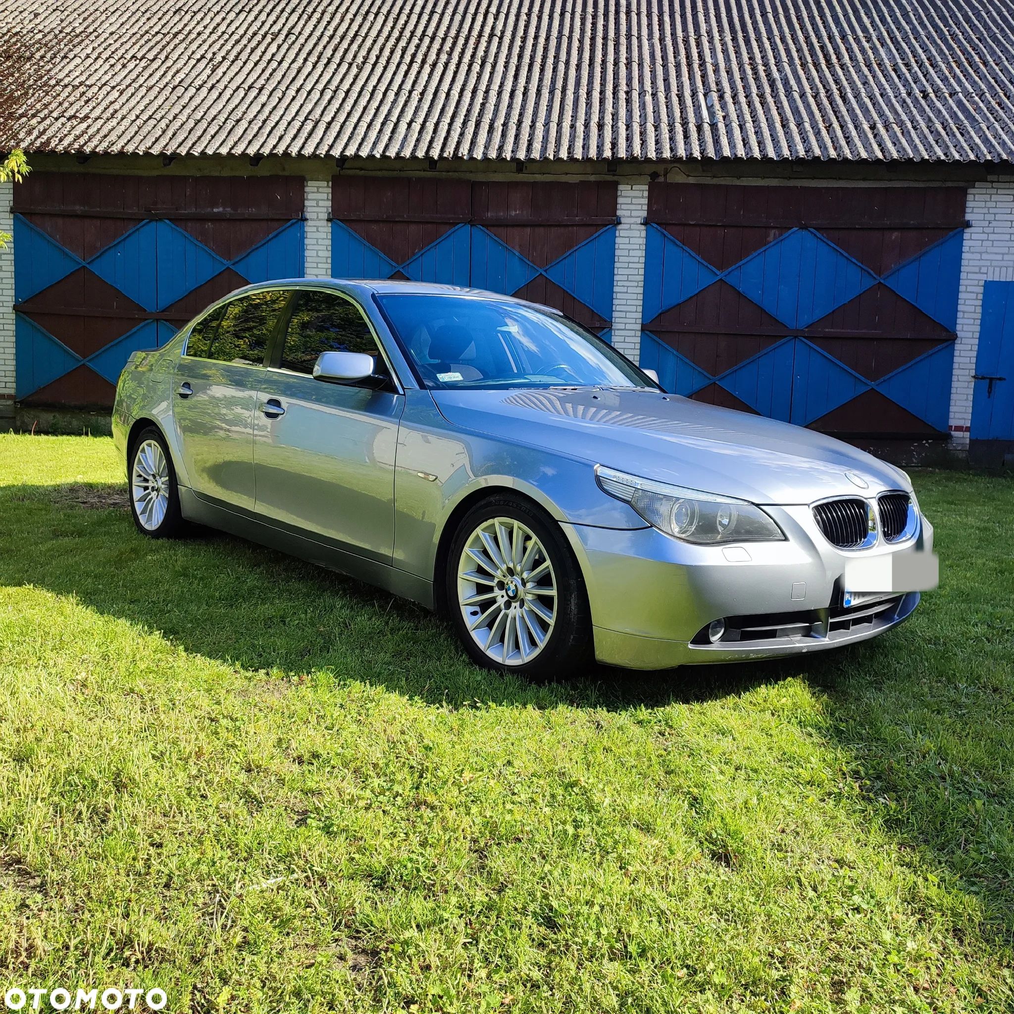 BMW Seria 5 525d Touring - 1