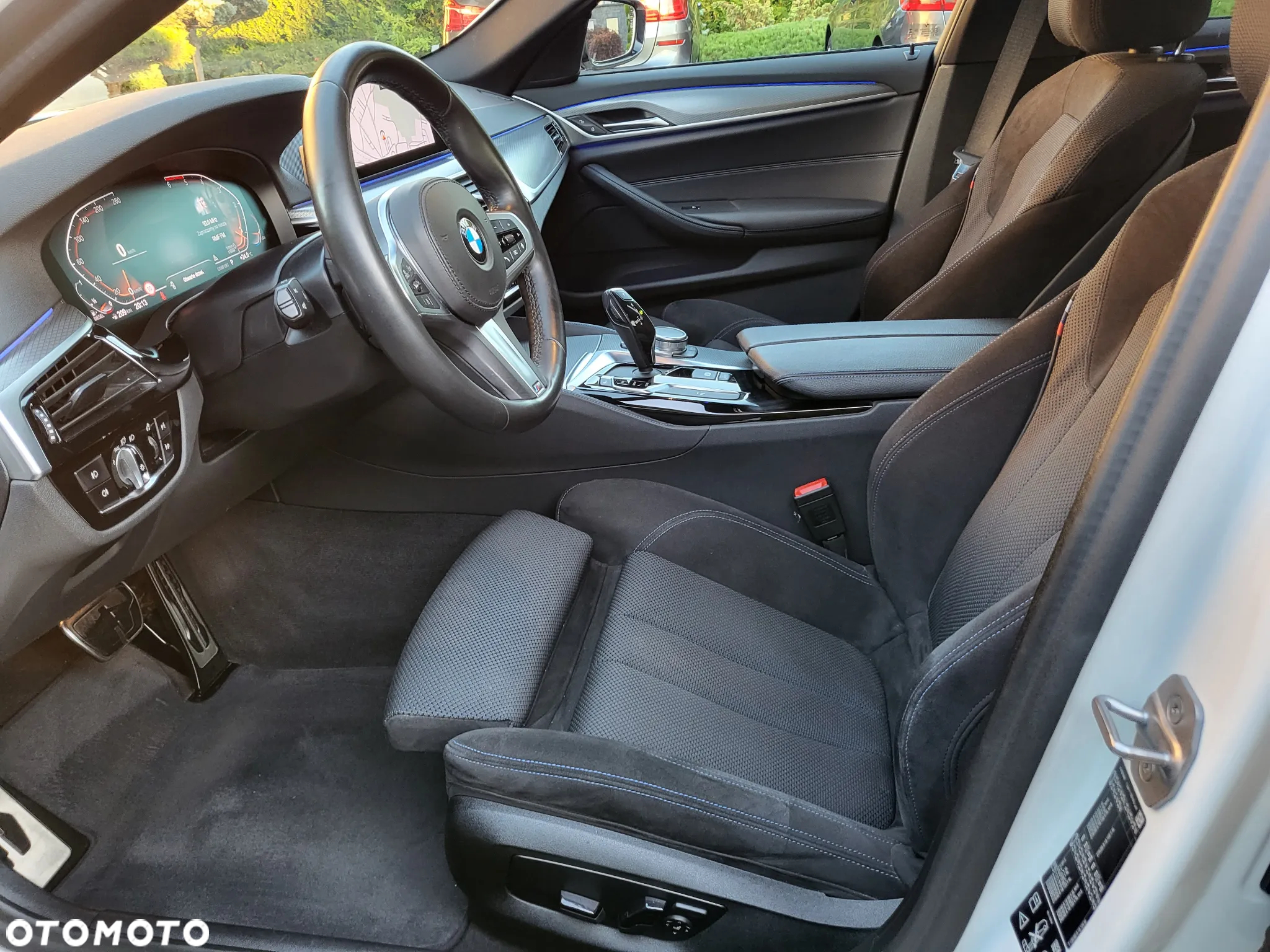 BMW Seria 5 520d xDrive M Sport sport - 29