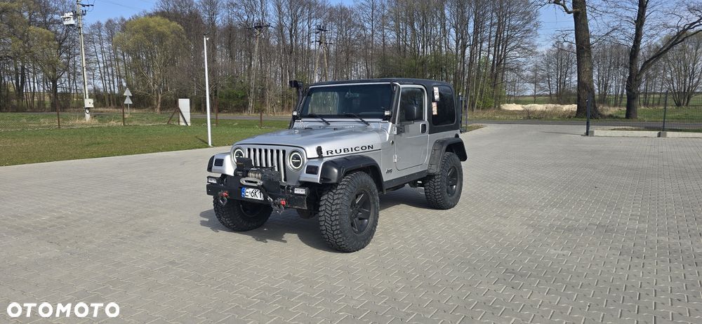 Jeep Wrangler - 1