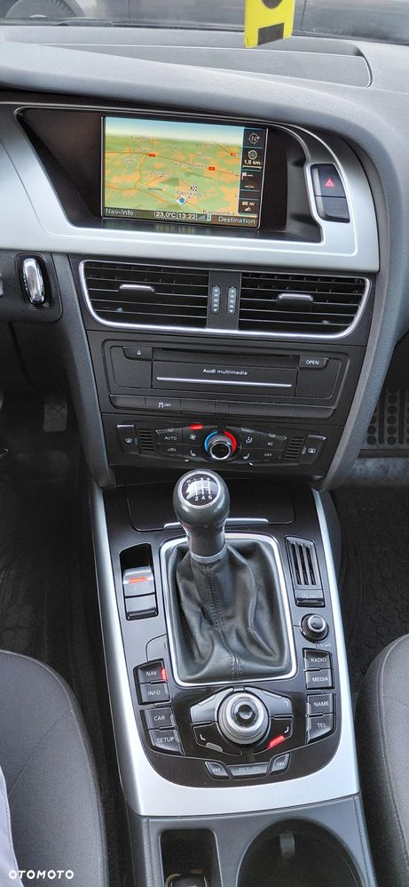 Audi A4 Avant 2.0 TDI - 25