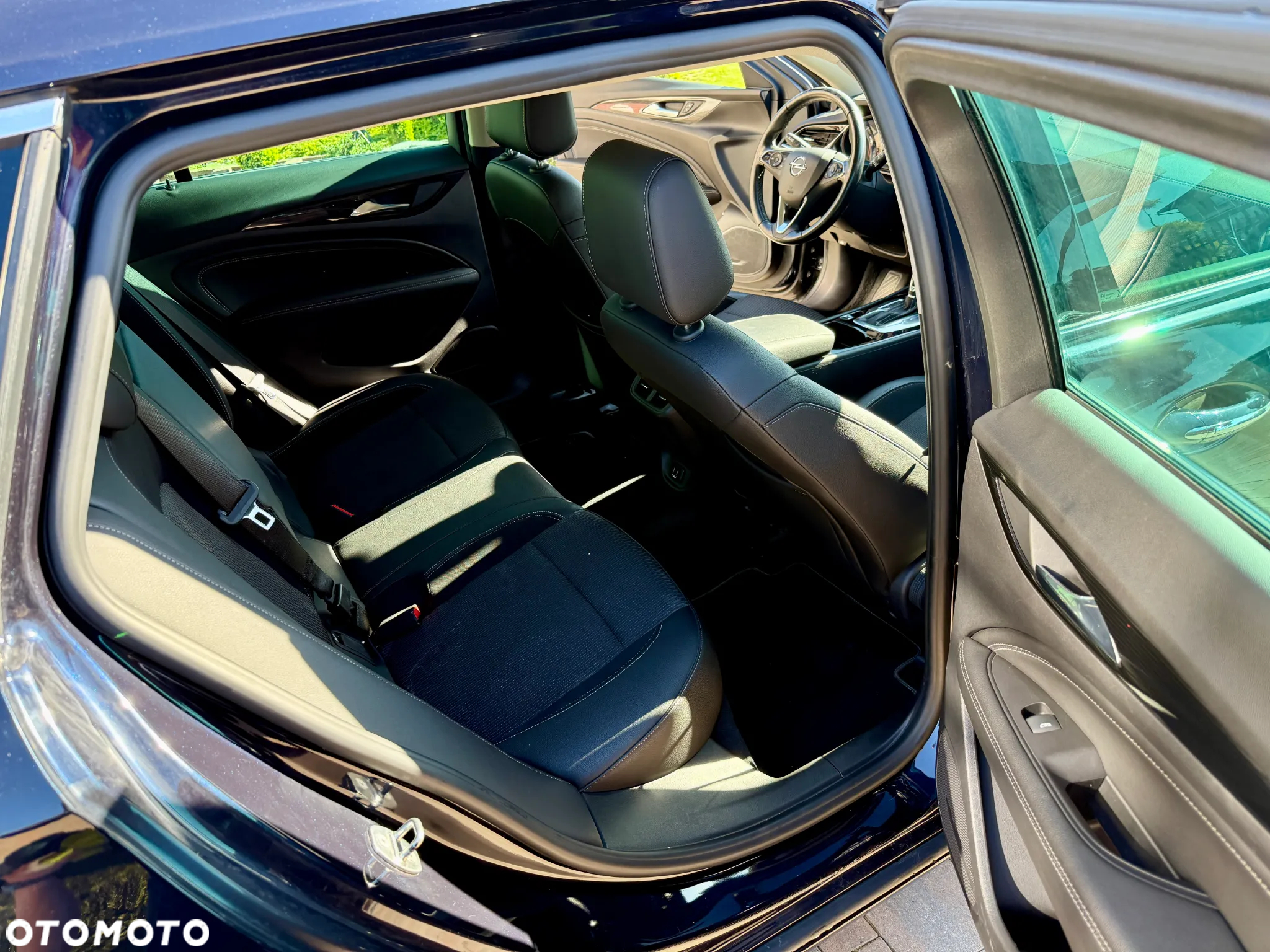 Opel Insignia 1.6 CDTI Business Innovation - 21