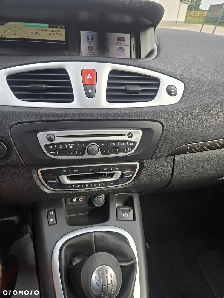 Renault Scenic dCi 130 FAP Bose Edition - 11