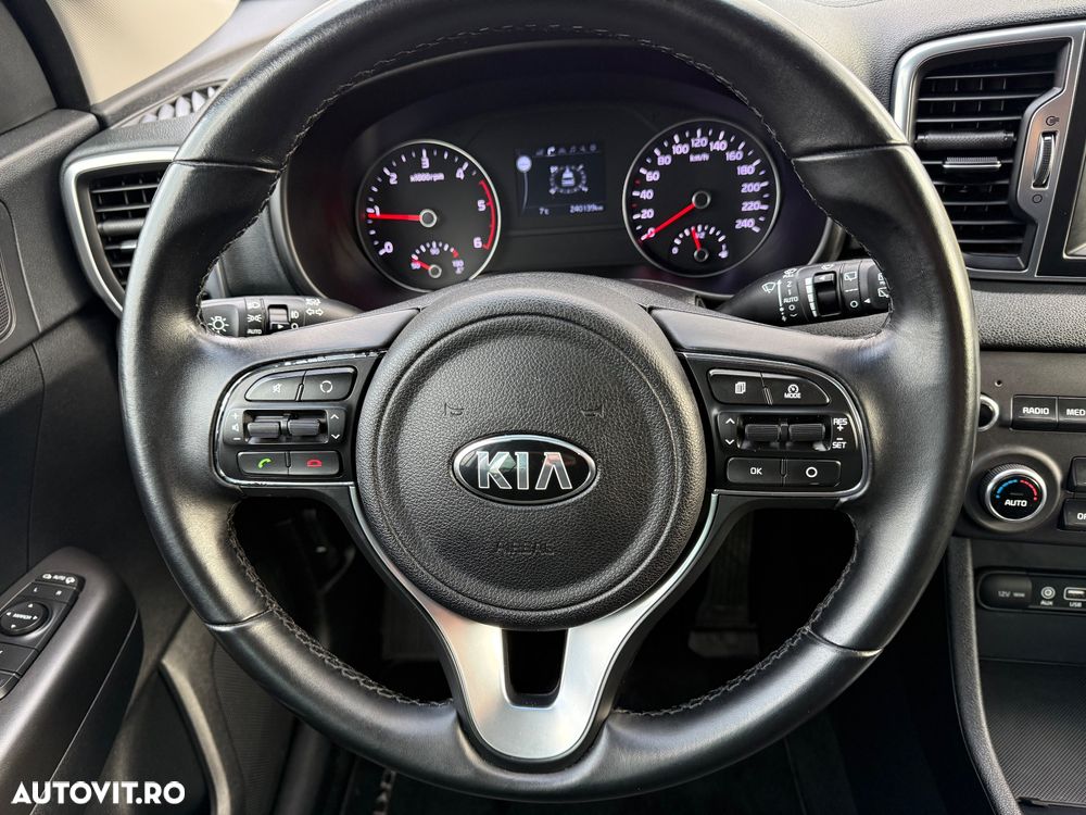 Kia Sportage 1.7 CRDI 2WD Attract - 17