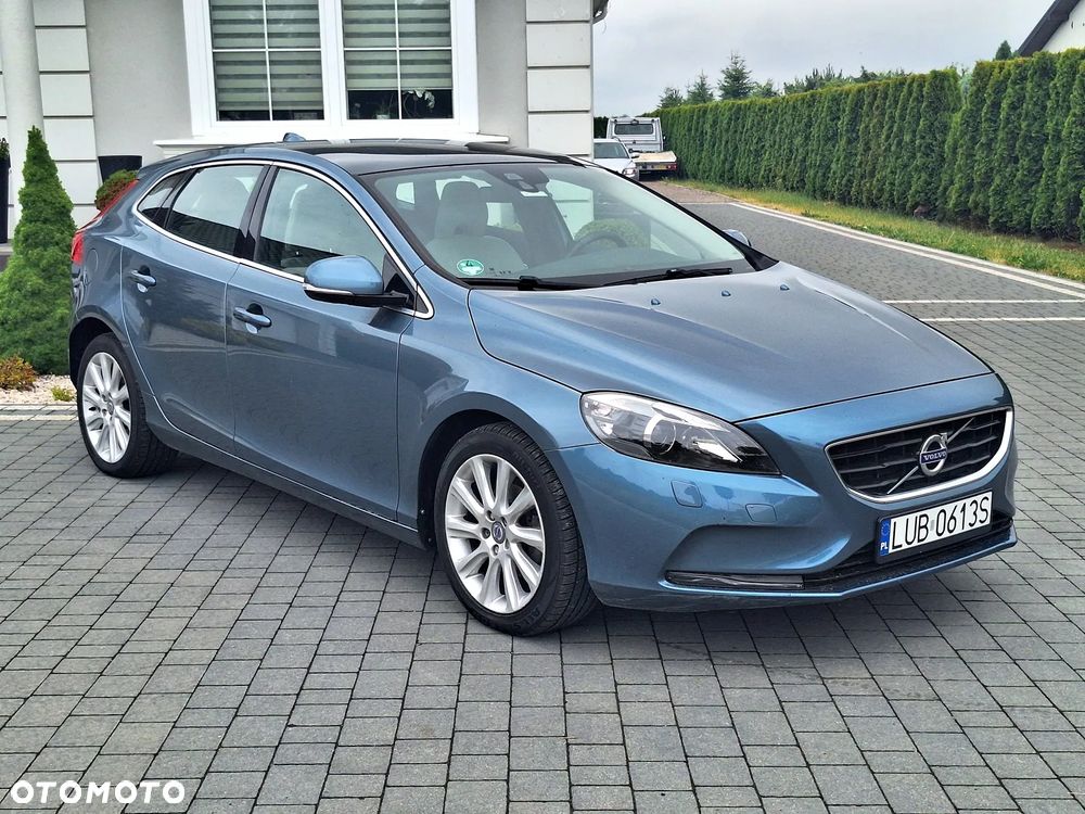 Volvo V40 D2 Summum - 1