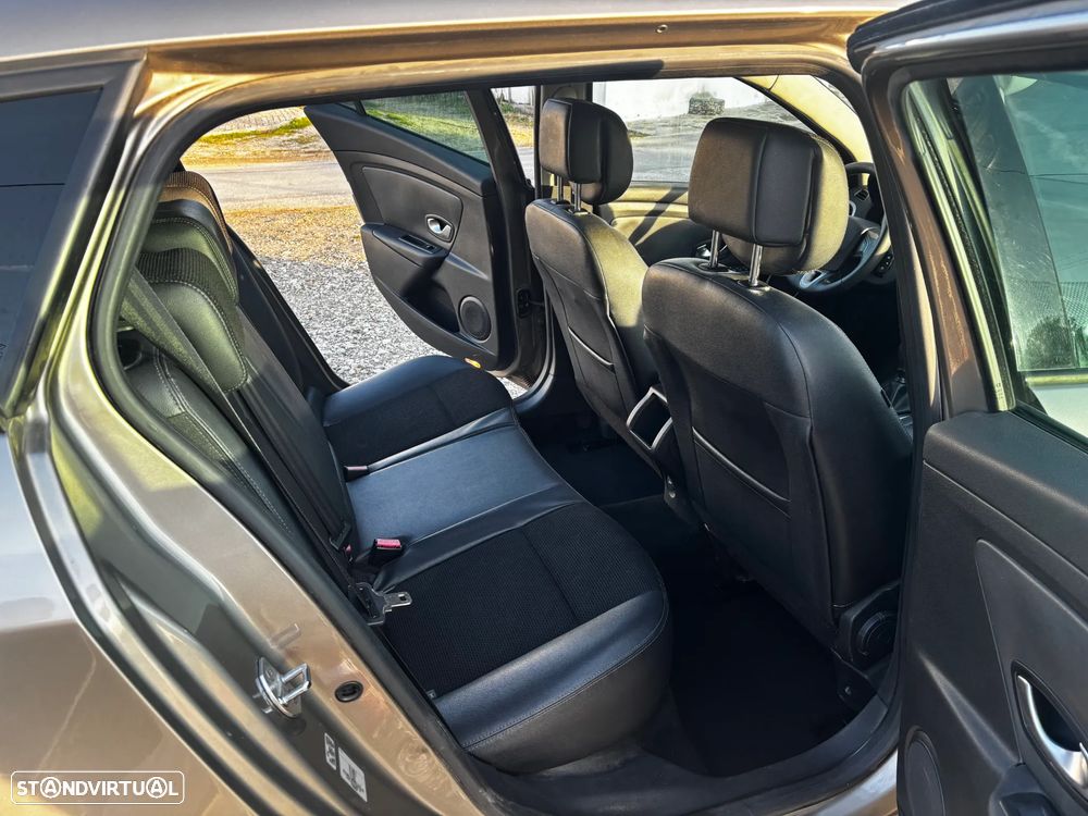 Renault Mégane 1.5 dCi Dynamique - 10