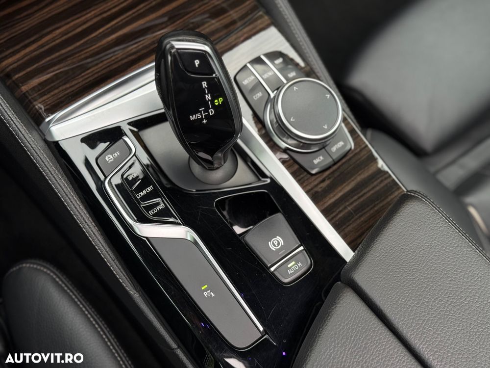 BMW Seria 5 520d xDrive Aut. Luxury Line - 27