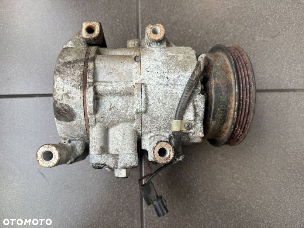 KOMPRESOR KLIMATYZACJI 1.6 CRDI HYUNDAI / KIA 11270-24600 6A191-0636 - 2