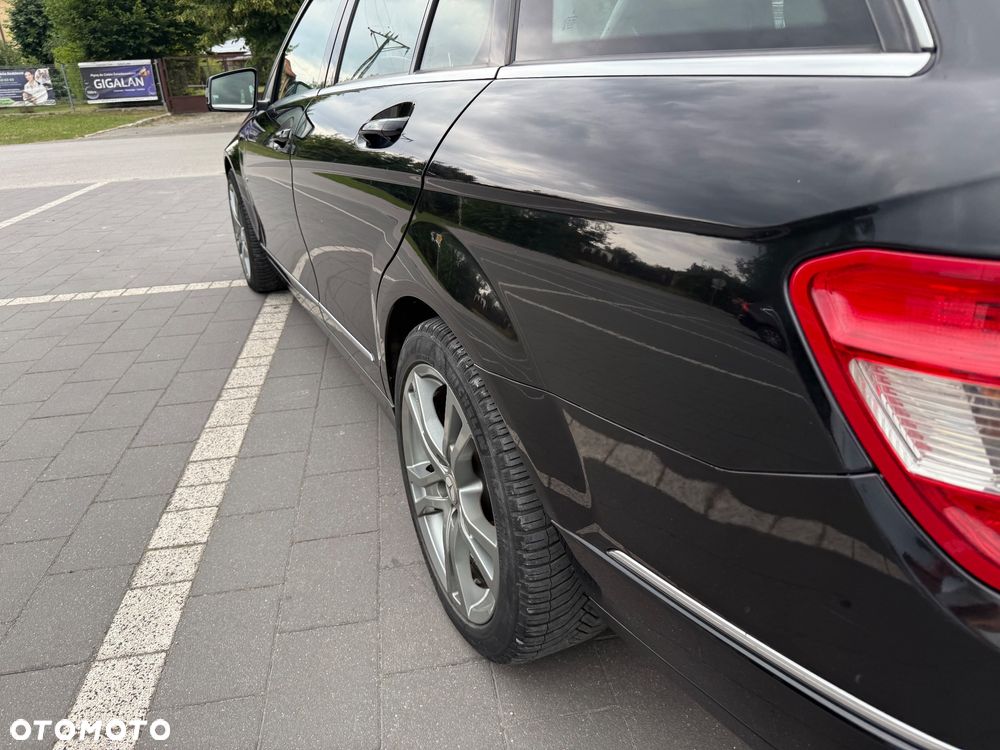 Mercedes-Benz Klasa C 200 T CDI DPF Automatik Elegance - 16