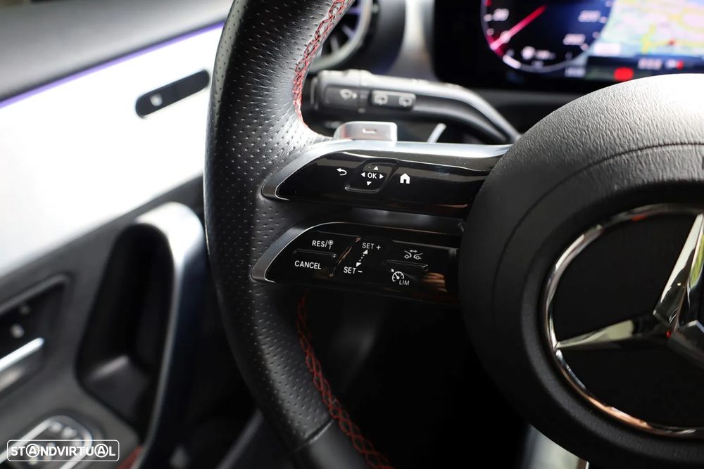 Mercedes-Benz A 200 AMG Line Aut. - 23