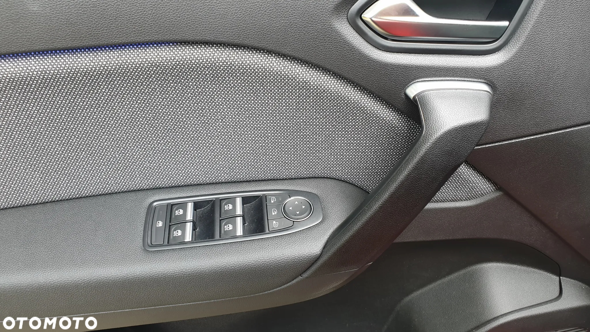 Renault Captur - 41