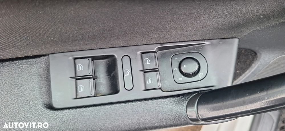 Volkswagen Passat Variant 1.6 TDI BlueMotion Technology Comfortline - 9