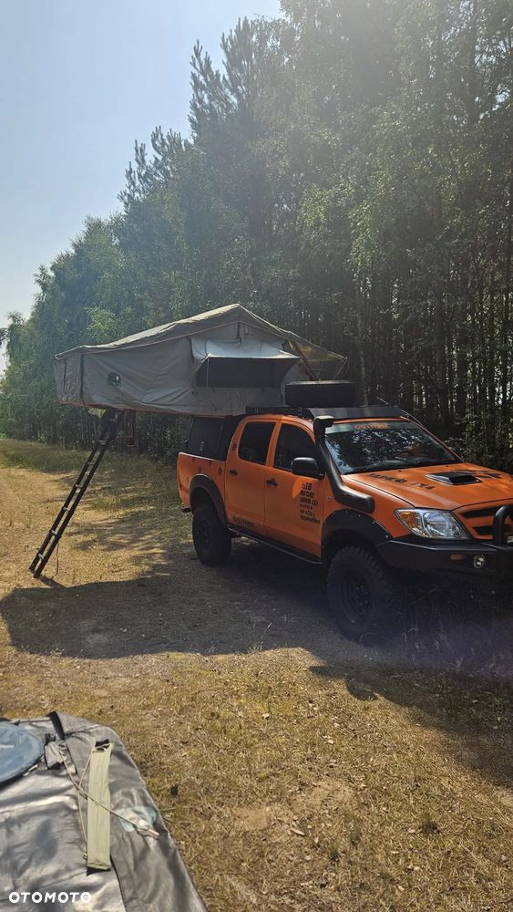 Toyota Hilux 2.5 D-4D DLX + - 32