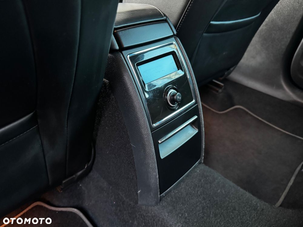 Skoda Superb 2.0 TDI Platinum Outdoor DSG - 17