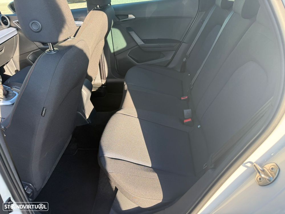 SEAT Arona 1.0 TSI FR - 11