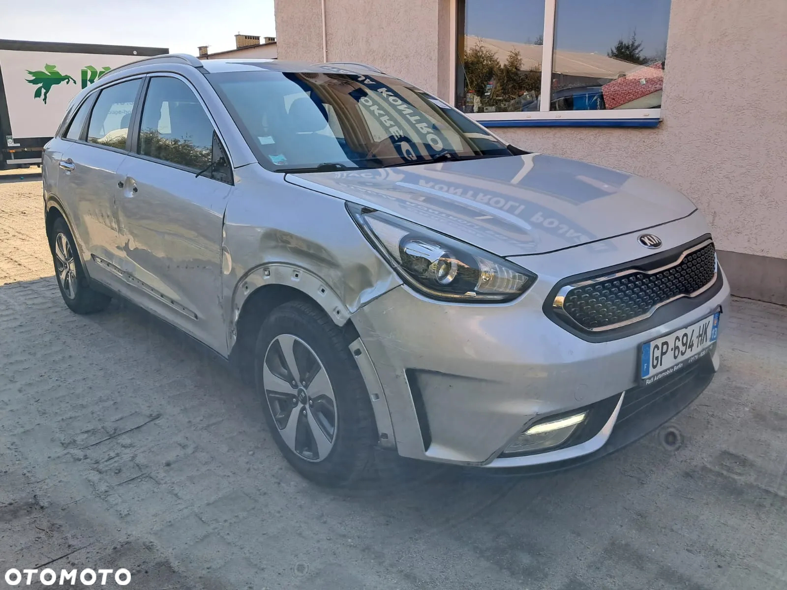 Kia Niro - 11