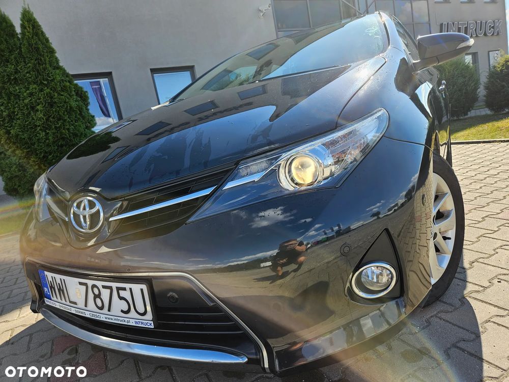 Toyota Auris 1.4 D-4D Premium - 16