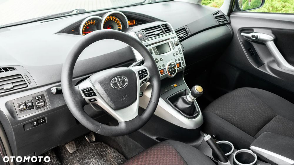 Toyota Verso 1.6 5-Sitzer Comfort - 13