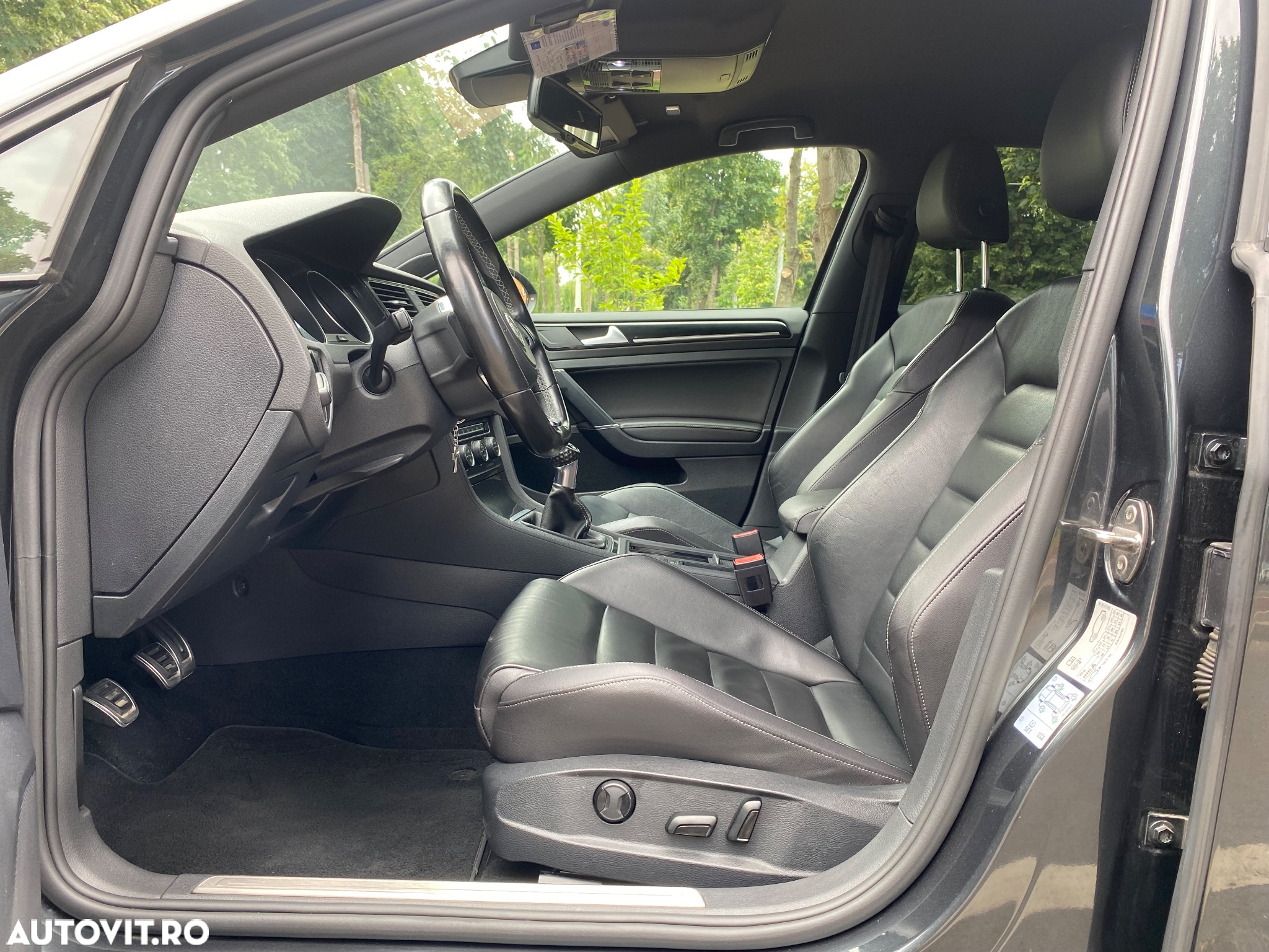 Volkswagen Golf 2.0 TDI DPF BMT GTD - 20