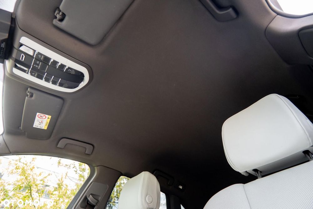 Porsche Macan Standard - 17