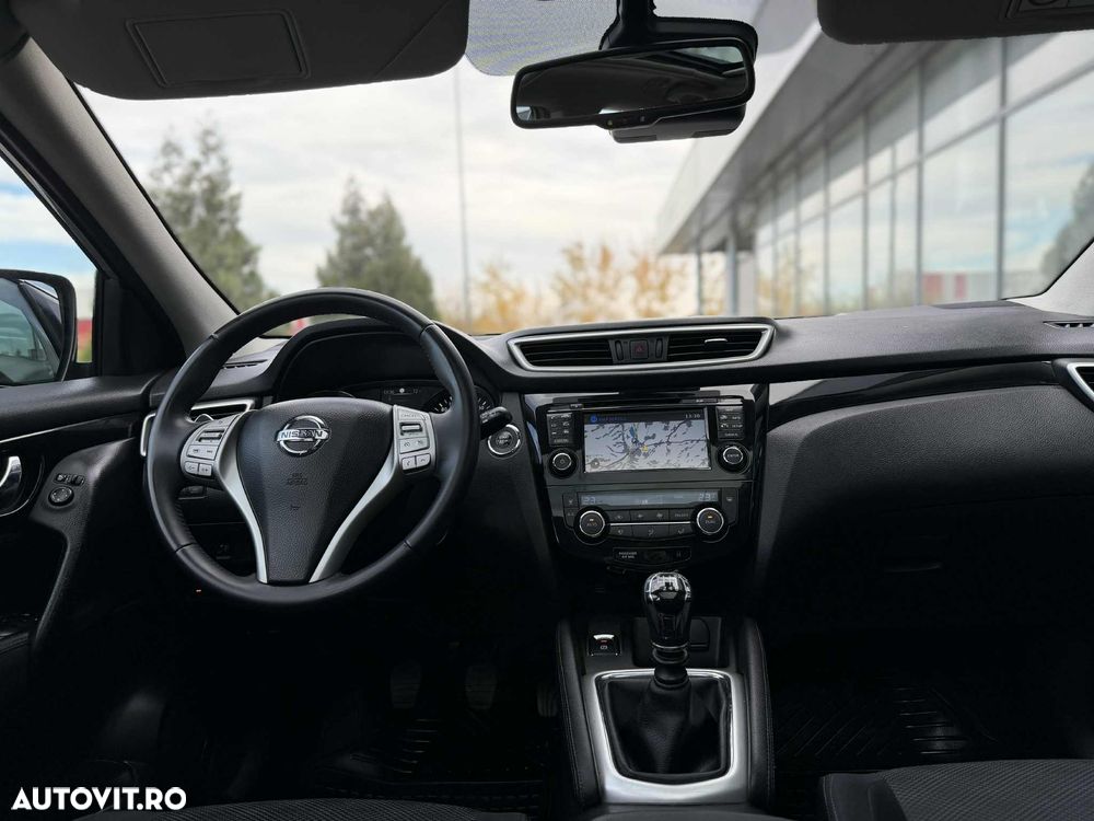 Nissan Qashqai 1.5 DCI TEKNA - 33