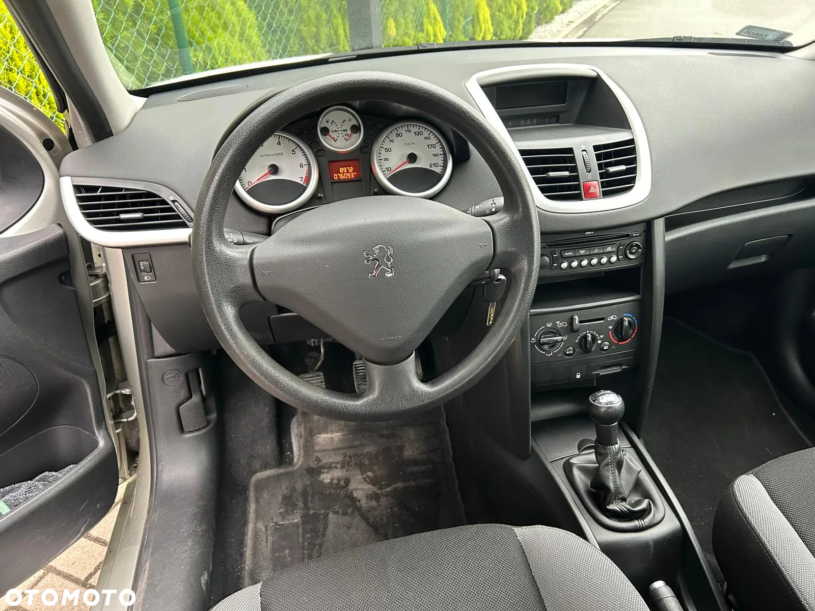 Peugeot 207 1.4 Presence Grand Prix - 17