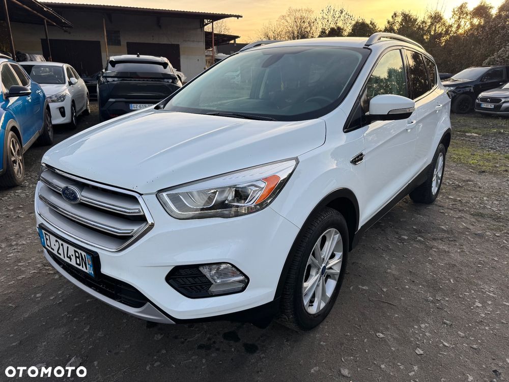 Ford Kuga - 1