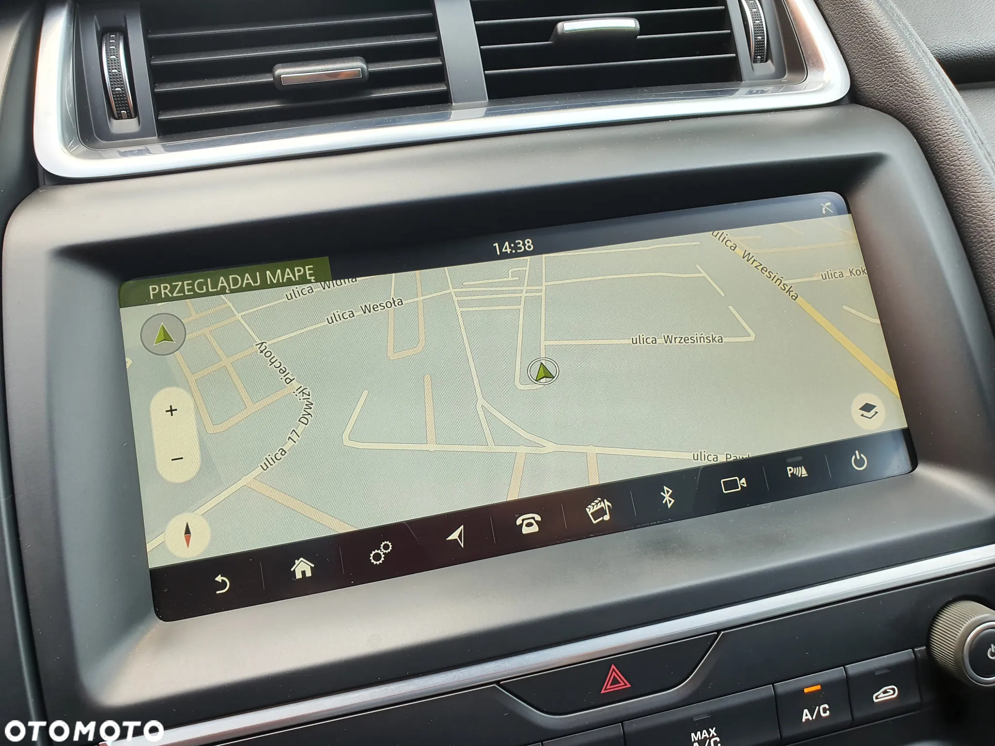 Jaguar E-Pace D150 AWD R-Dynamic HSE - 14