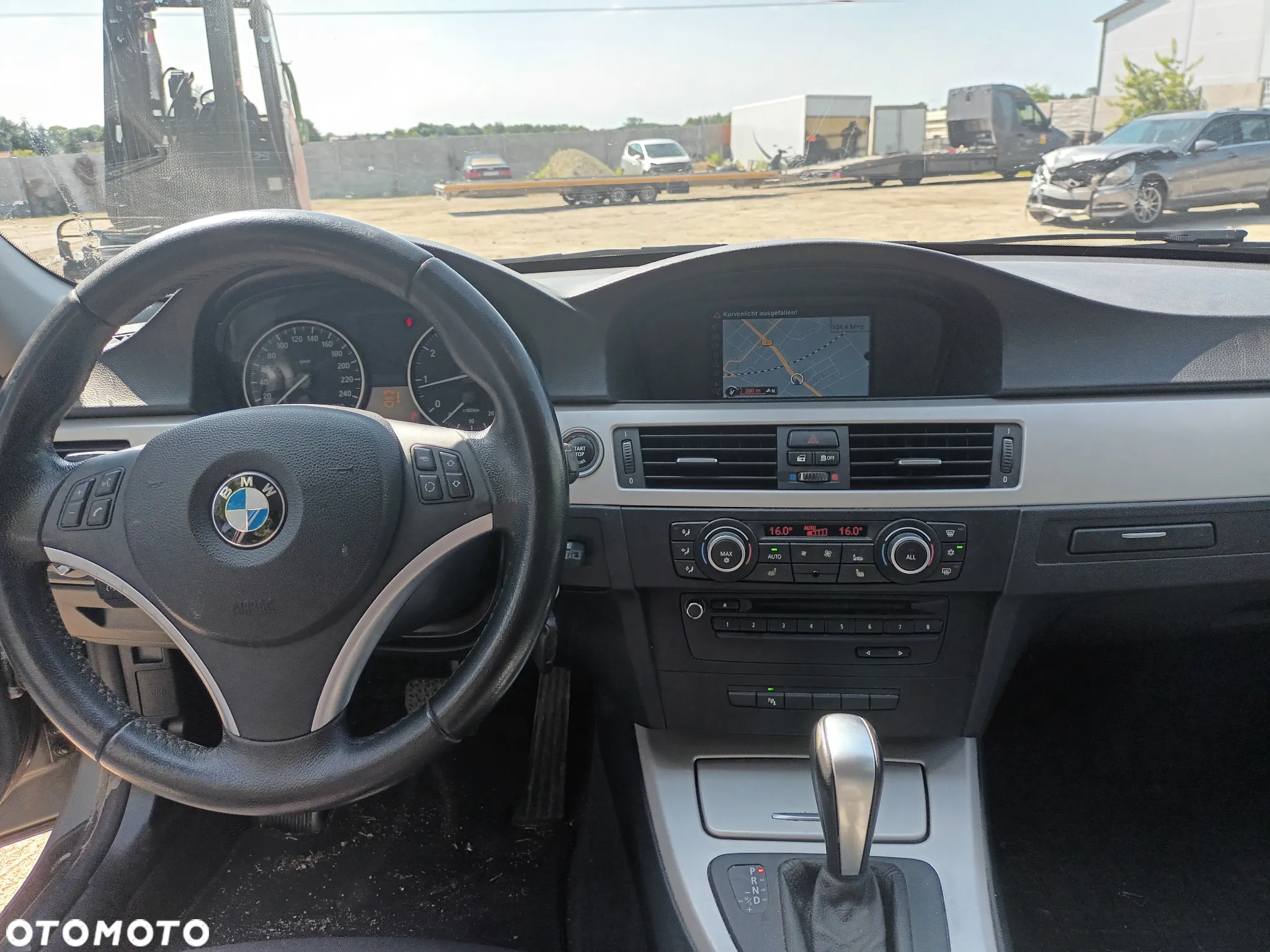BMW Seria 3 318i Touring Edition Exclusive - 15