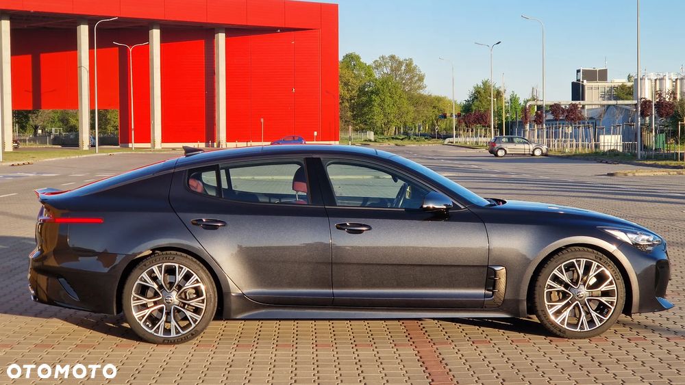 Kia Stinger 2.0 T-GDI GT Line - 3