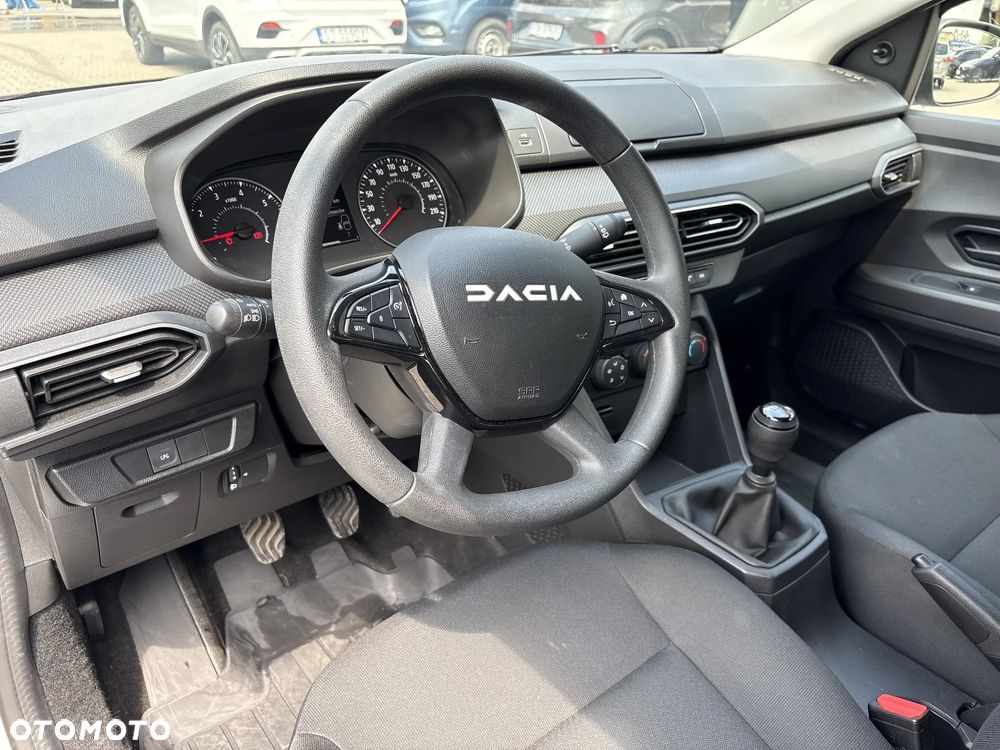 Dacia Jogger 1.0 TCe Essential - 11