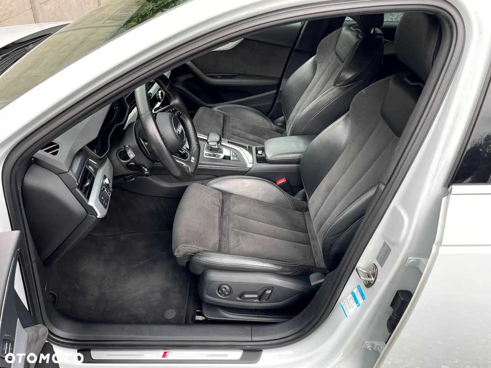 Audi A4 Avant 40 TDI quattro S tronic S line - 15