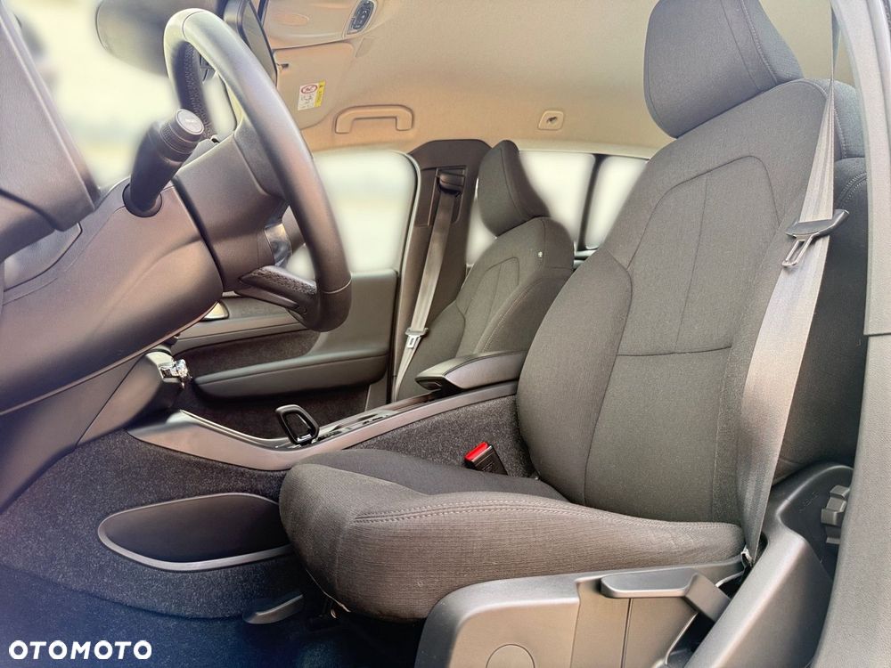 Volvo XC 40 - 11