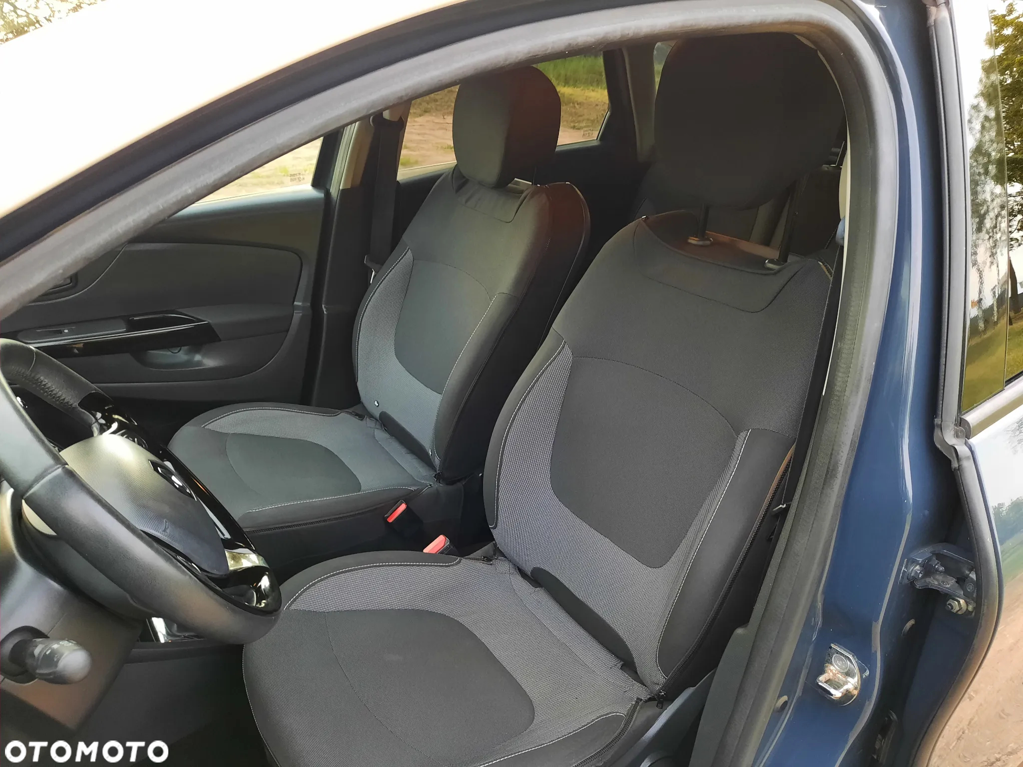 Renault Captur - 11