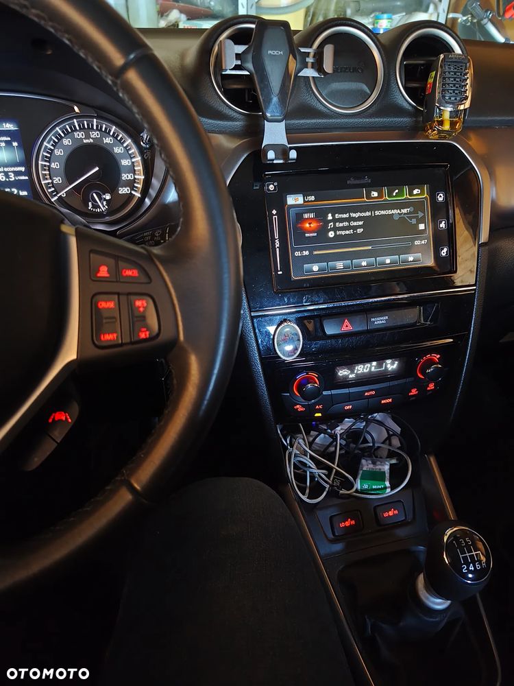 Suzuki Vitara 1.4 Boosterjet SHVS Premium 2WD - 12